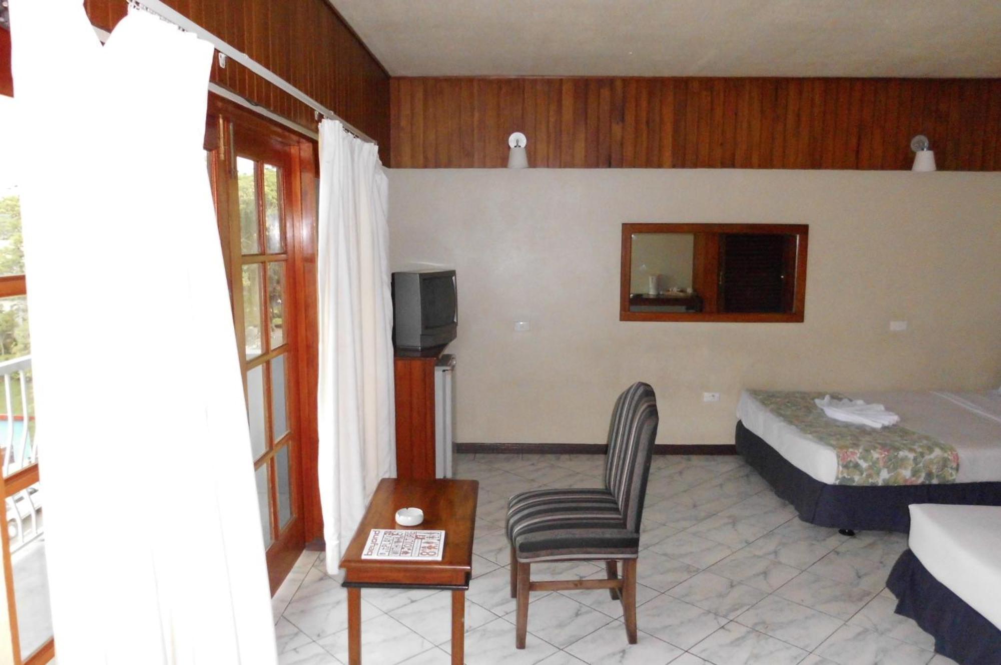 Southern Cross Hotel Suva Buitenkant foto