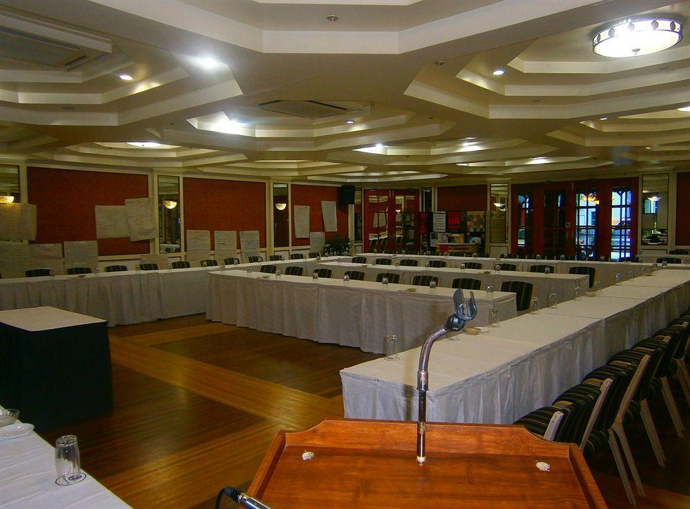 Southern Cross Hotel Suva Buitenkant foto
