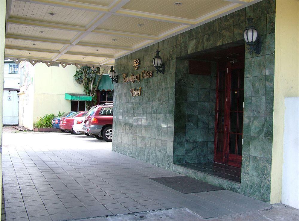 Southern Cross Hotel Suva Buitenkant foto
