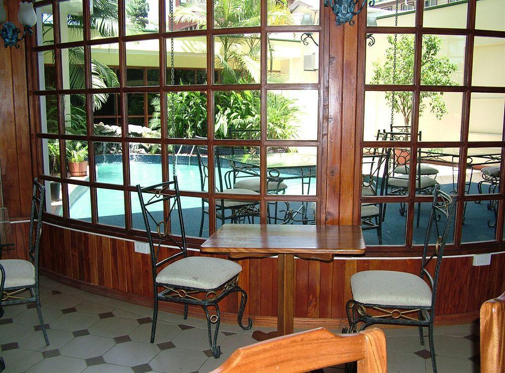 Southern Cross Hotel Suva Buitenkant foto
