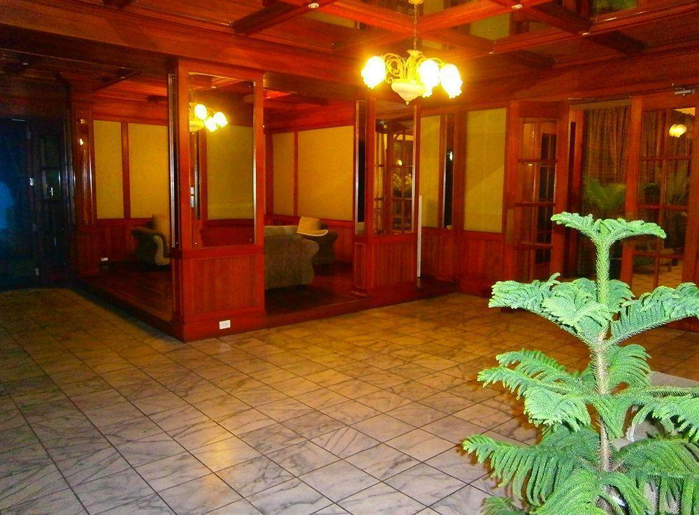 Southern Cross Hotel Suva Buitenkant foto
